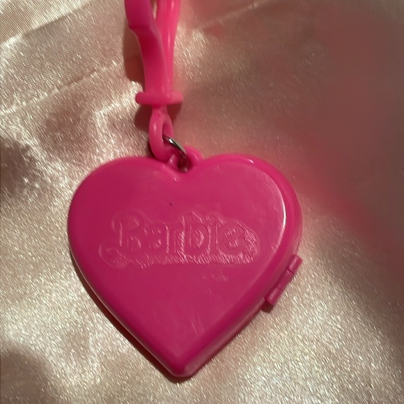 Barbie key chain - Picture 2 of 5